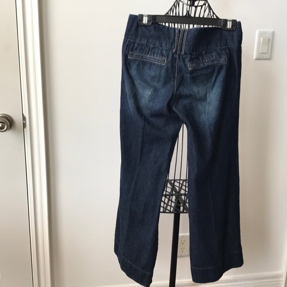 Jeans - Picture 3 of 3